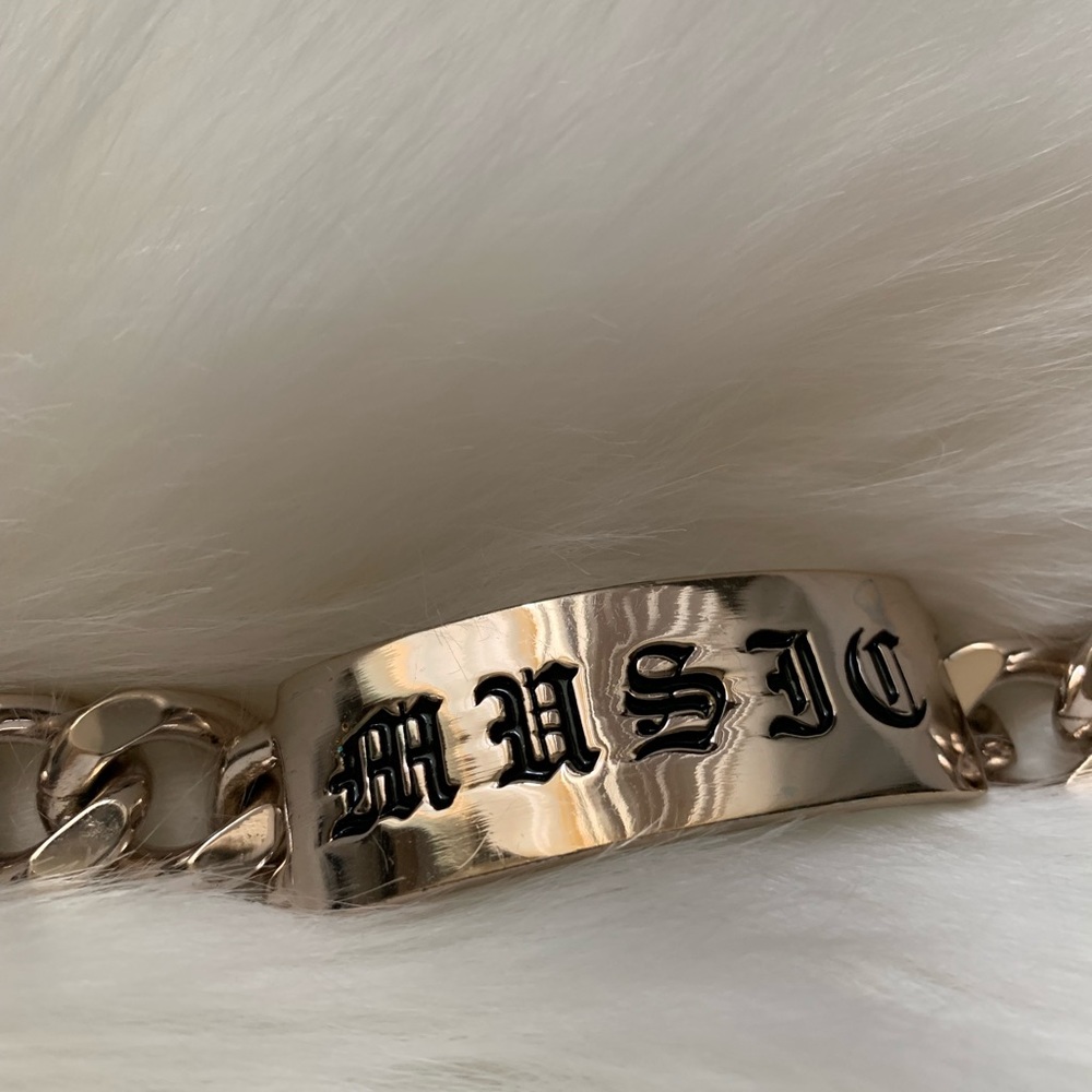 ⚡️Harajuku Lovers “music” bracelet